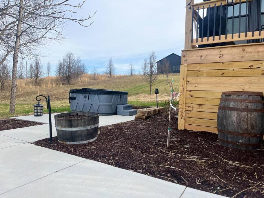 Bourbon Barrel Cottages #1 Of 5 On Kentucky Trail Lawrenceburg Extérieur photo